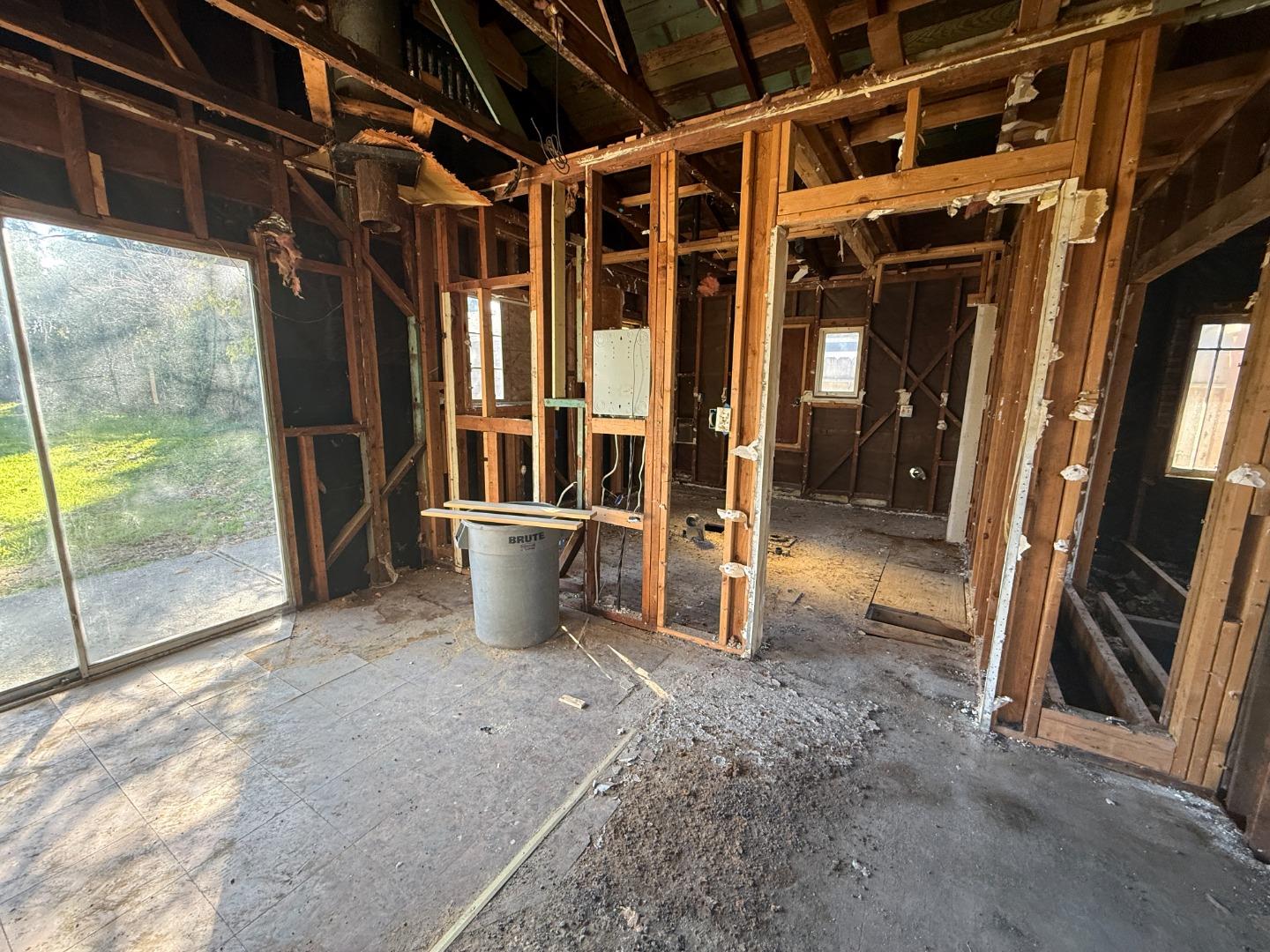 Detail Gallery Image 19 of 34 For 1490 Davis St, San Jose,  CA 95126 - 3 Beds | 1 Baths