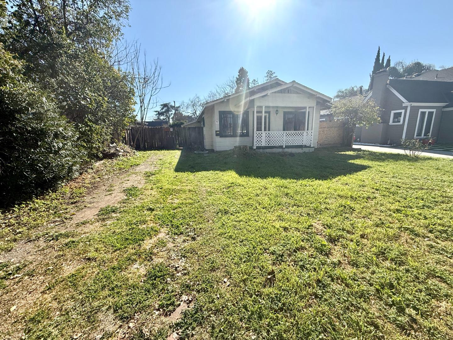 Detail Gallery Image 8 of 34 For 1490 Davis St, San Jose,  CA 95126 - 3 Beds | 1 Baths