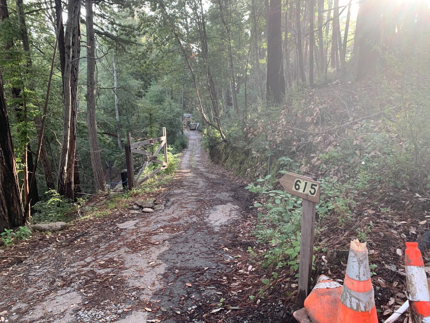 Detail Gallery Image 10 of 17 For 615 Heartwood Hl, Boulder Creek,  CA 95006 - 4 Beds | 3 Baths
