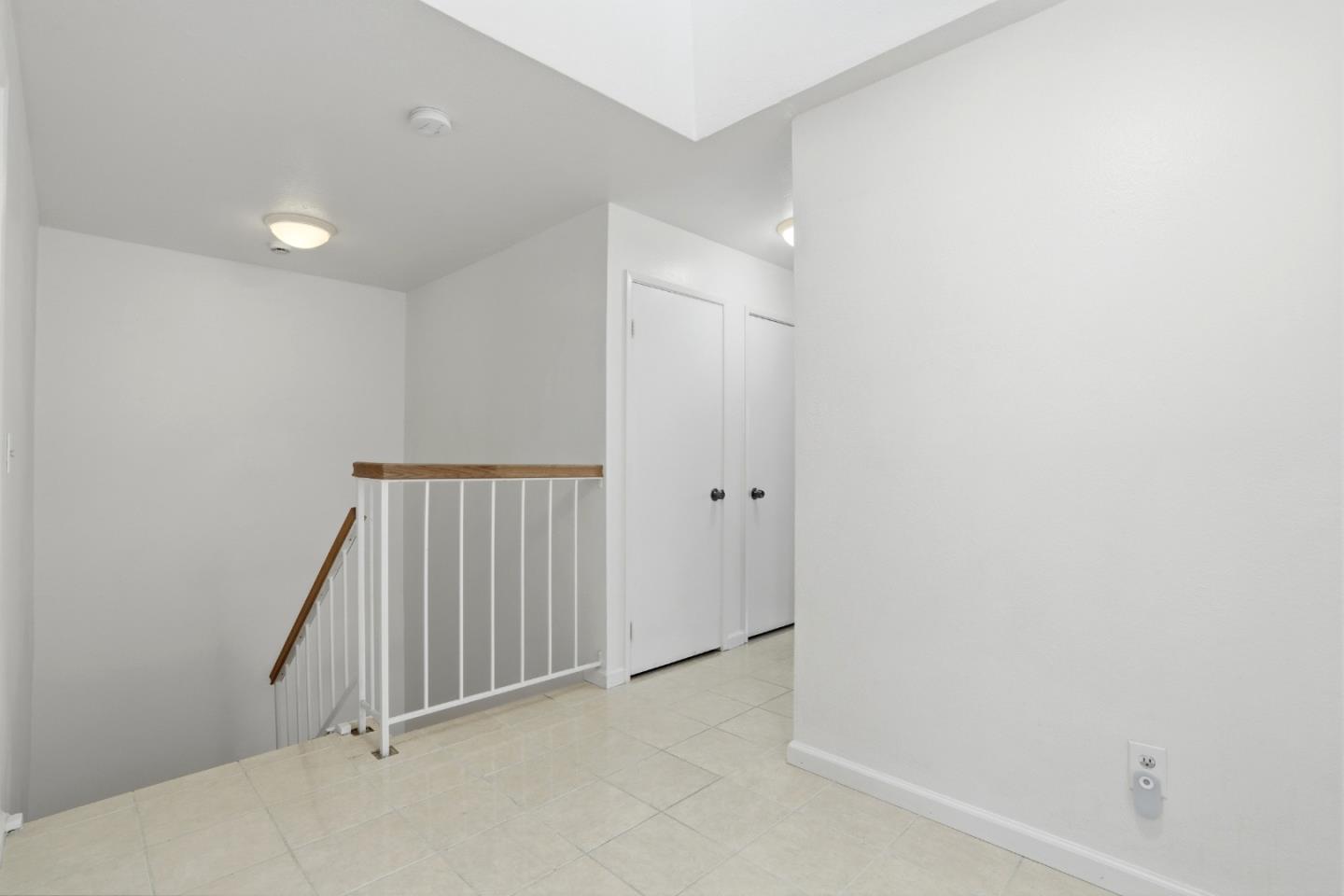 Detail Gallery Image 11 of 32 For 161 Edgewater Pl, Pittsburg,  CA 94565 - 4 Beds | 2 Baths