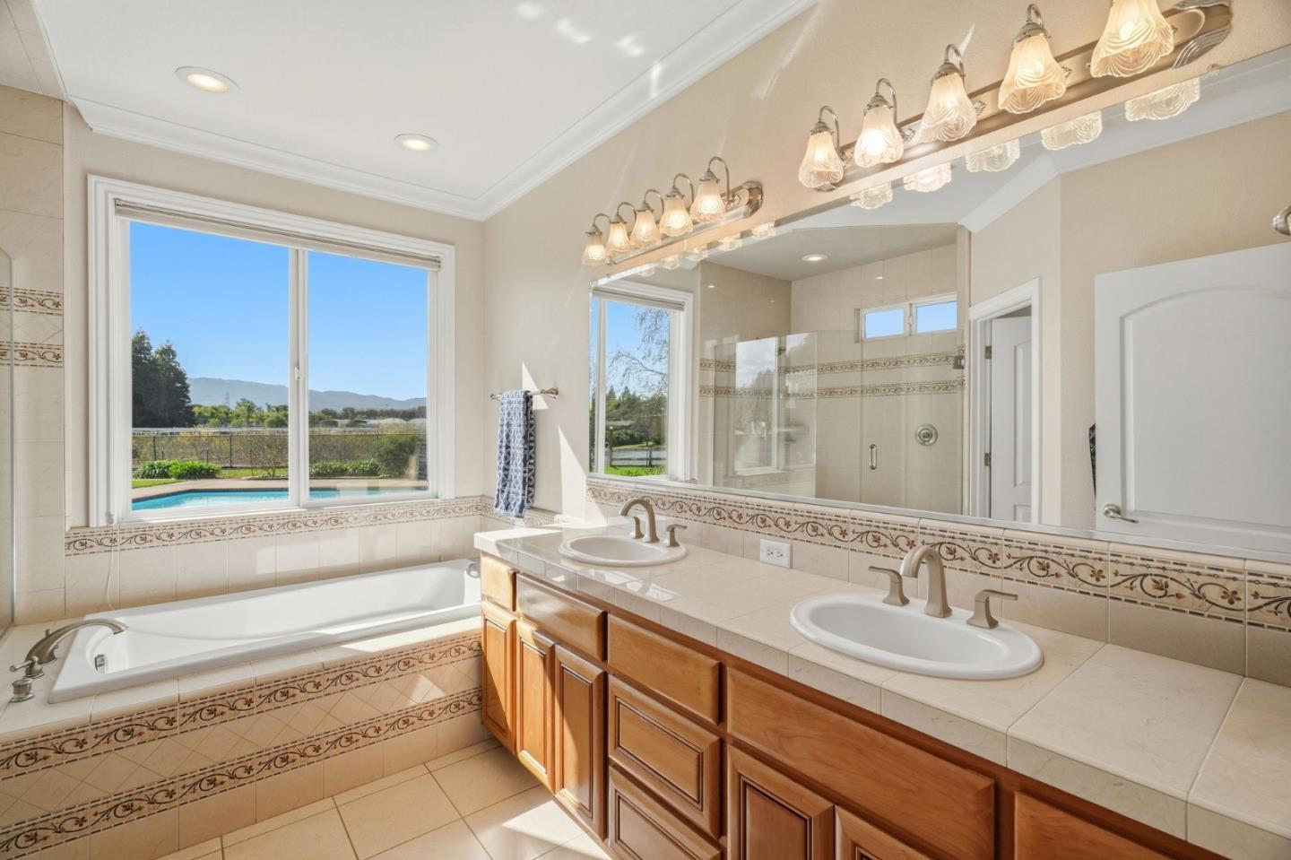 Detail Gallery Image 28 of 50 For 730 Lepa Ct, Gilroy,  CA 95020 - 4 Beds | 3 Baths