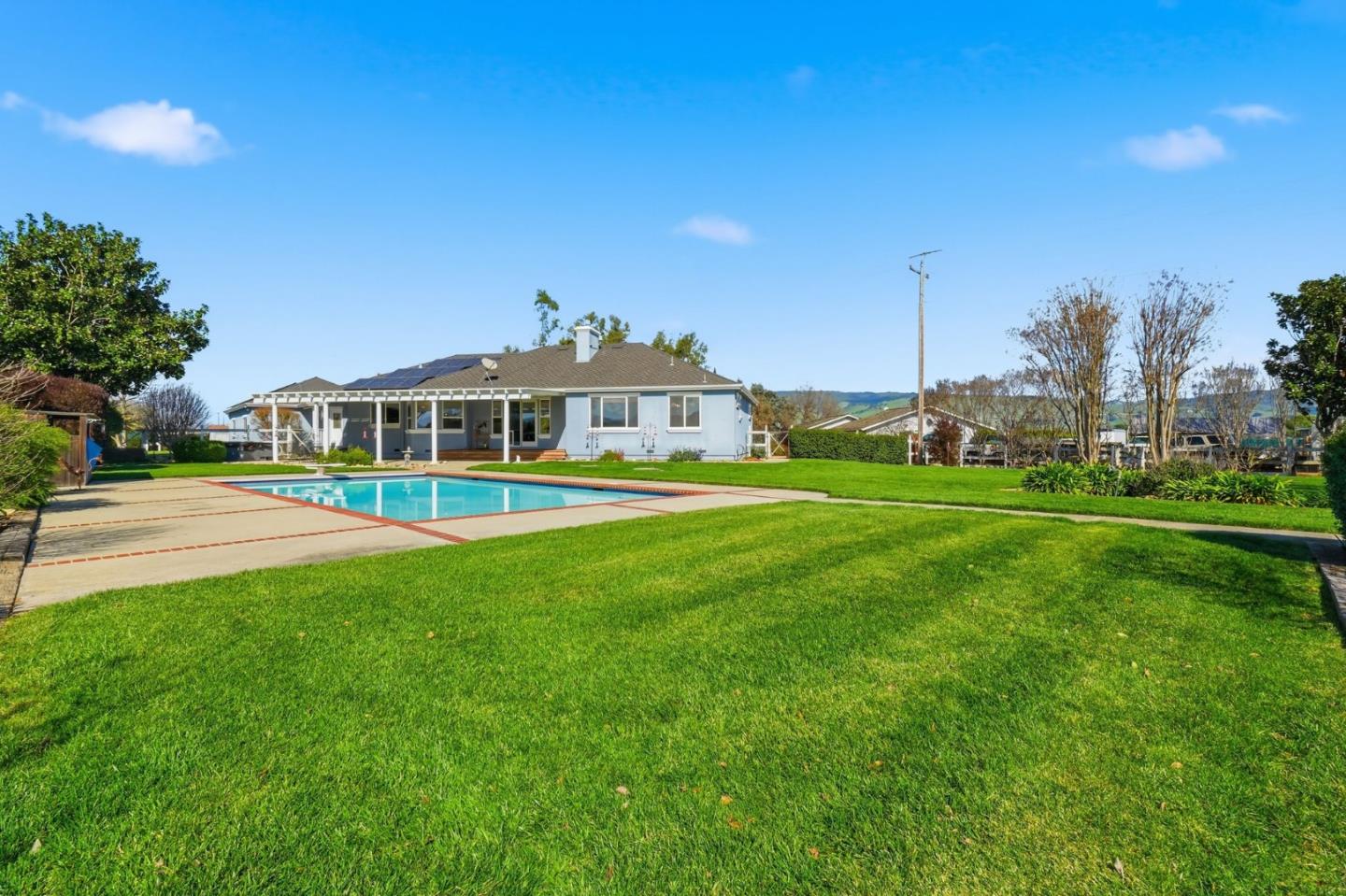 Detail Gallery Image 40 of 50 For 730 Lepa Ct, Gilroy,  CA 95020 - 4 Beds | 3 Baths