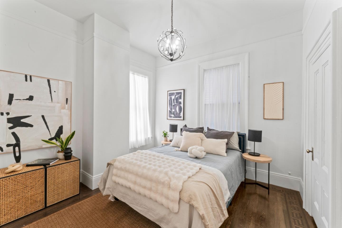 Detail Gallery Image 16 of 30 For 483 Oak St, San Francisco,  CA 94102 - 4 Beds | 2 Baths