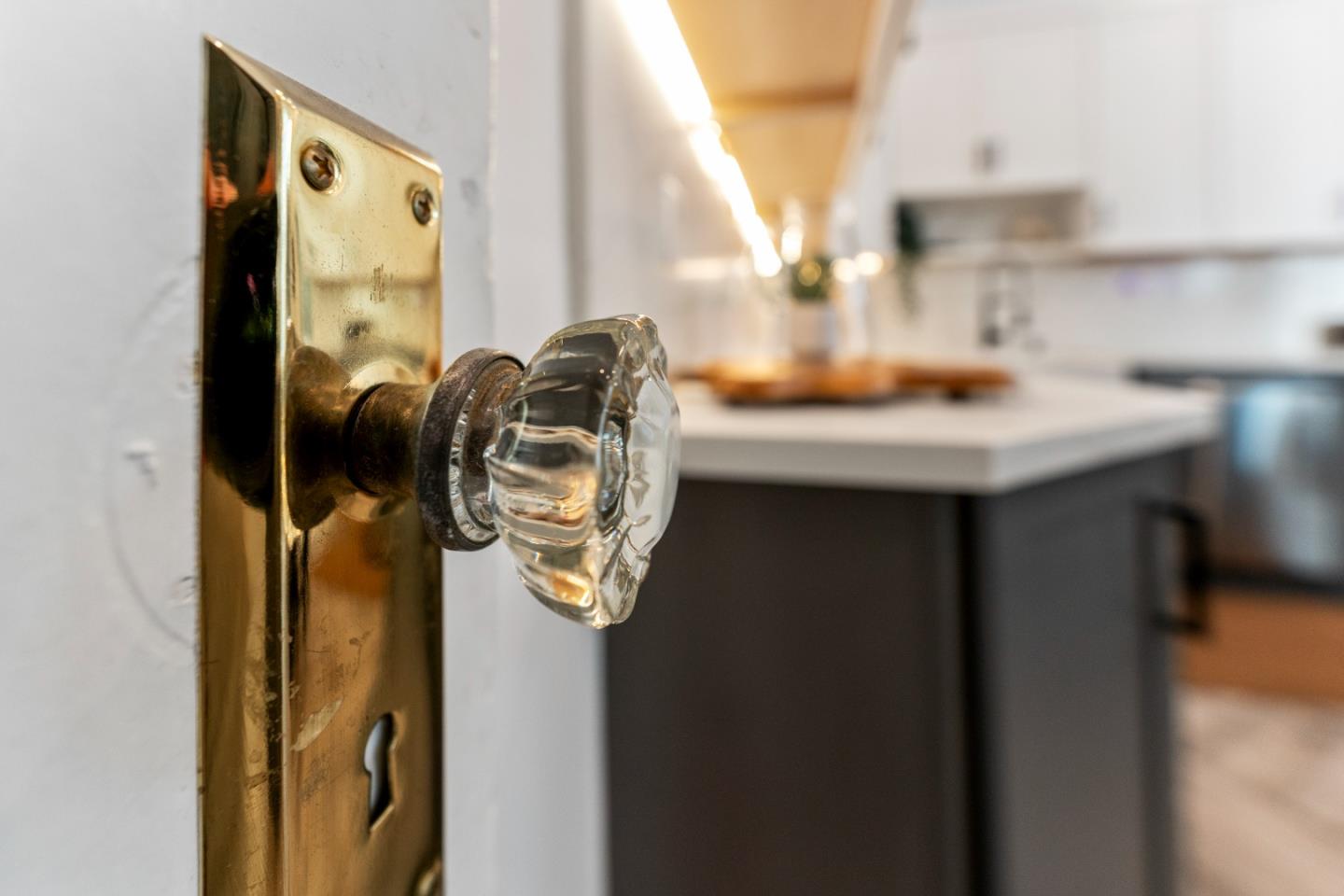 Detail Gallery Image 26 of 30 For 483 Oak St, San Francisco,  CA 94102 - 4 Beds | 2 Baths