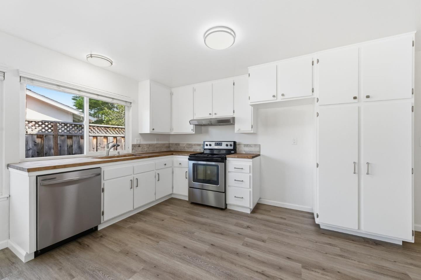 Detail Gallery Image 14 of 36 For 5349 Entrada Oleandros, San Jose,  CA 95123 - 3 Beds | 2 Baths