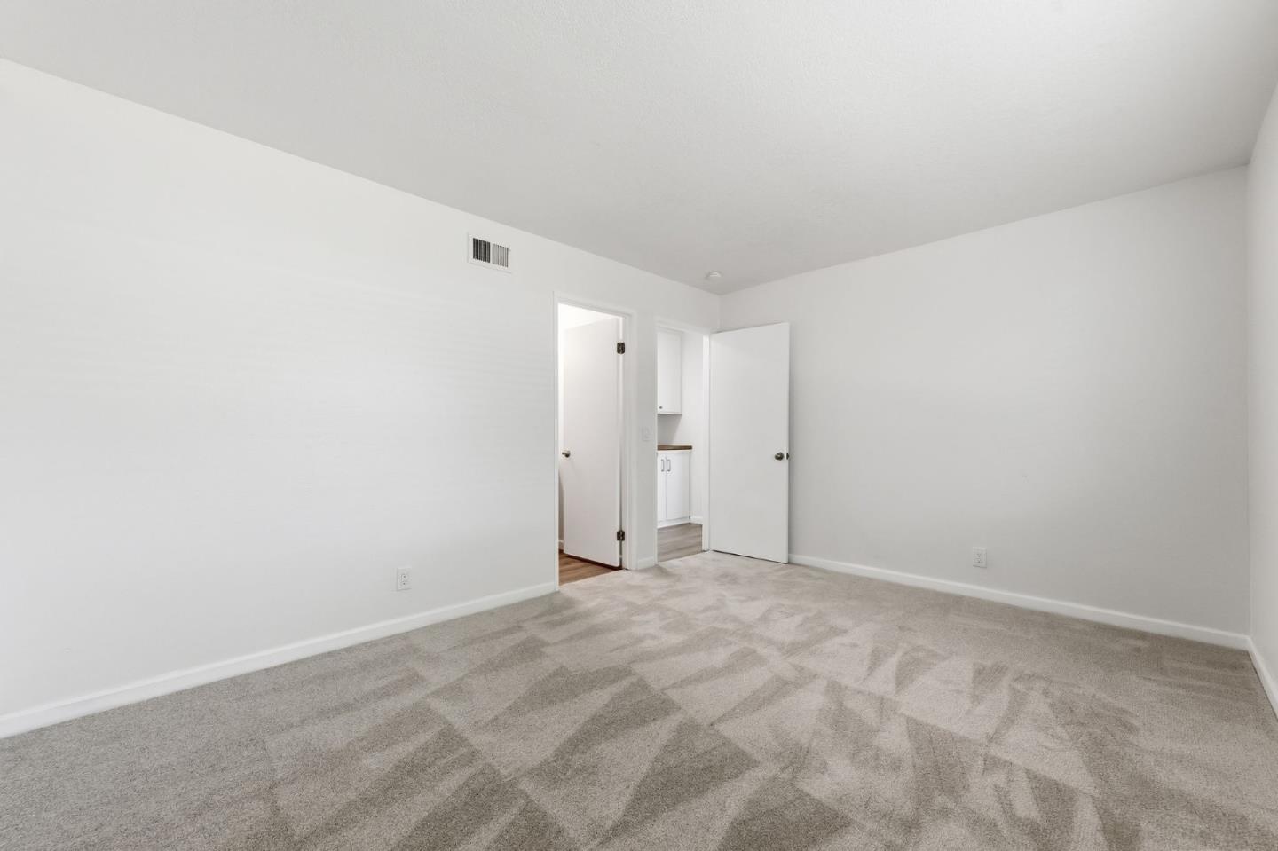 Detail Gallery Image 29 of 36 For 5349 Entrada Oleandros, San Jose,  CA 95123 - 3 Beds | 2 Baths