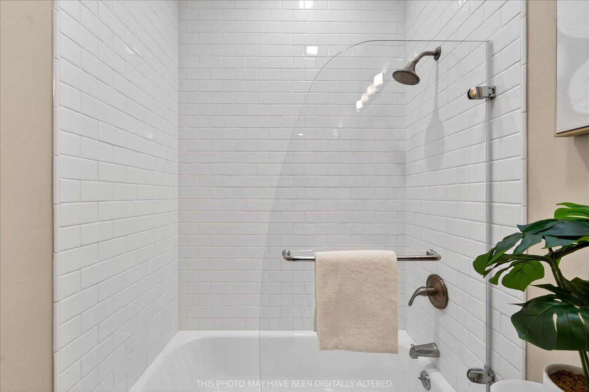 Detail Gallery Image 13 of 45 For 143 N Almaden Blvd, San Jose,  CA 95110 - – Beds | – Baths