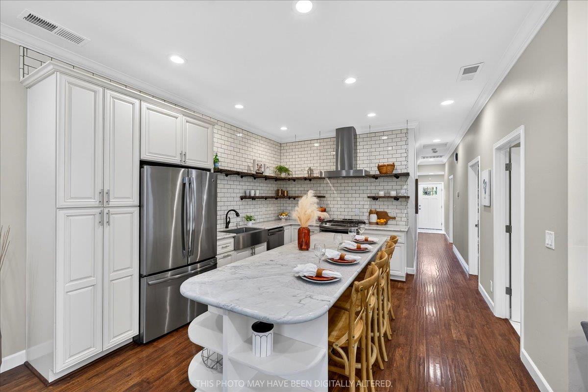 Detail Gallery Image 6 of 45 For 143 N Almaden Blvd, San Jose,  CA 95110 - – Beds | – Baths