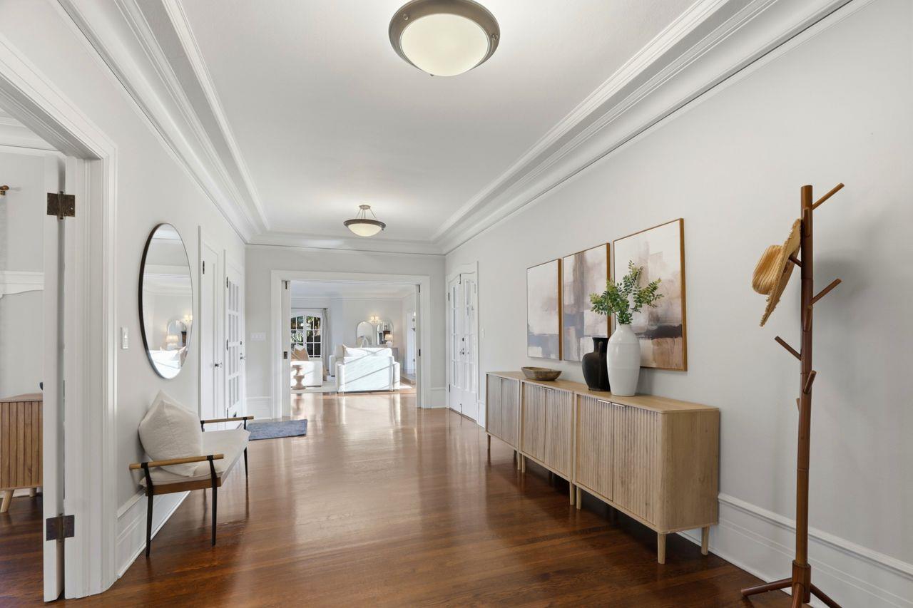 Detail Gallery Image 10 of 98 For 225 Sequoia Ave, San Jose,  CA 95126 - 4 Beds | 3 Baths