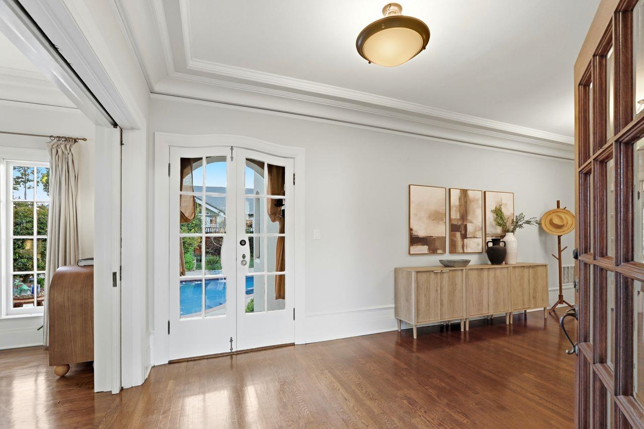 Detail Gallery Image 8 of 98 For 225 Sequoia Ave, San Jose,  CA 95126 - 4 Beds | 3 Baths