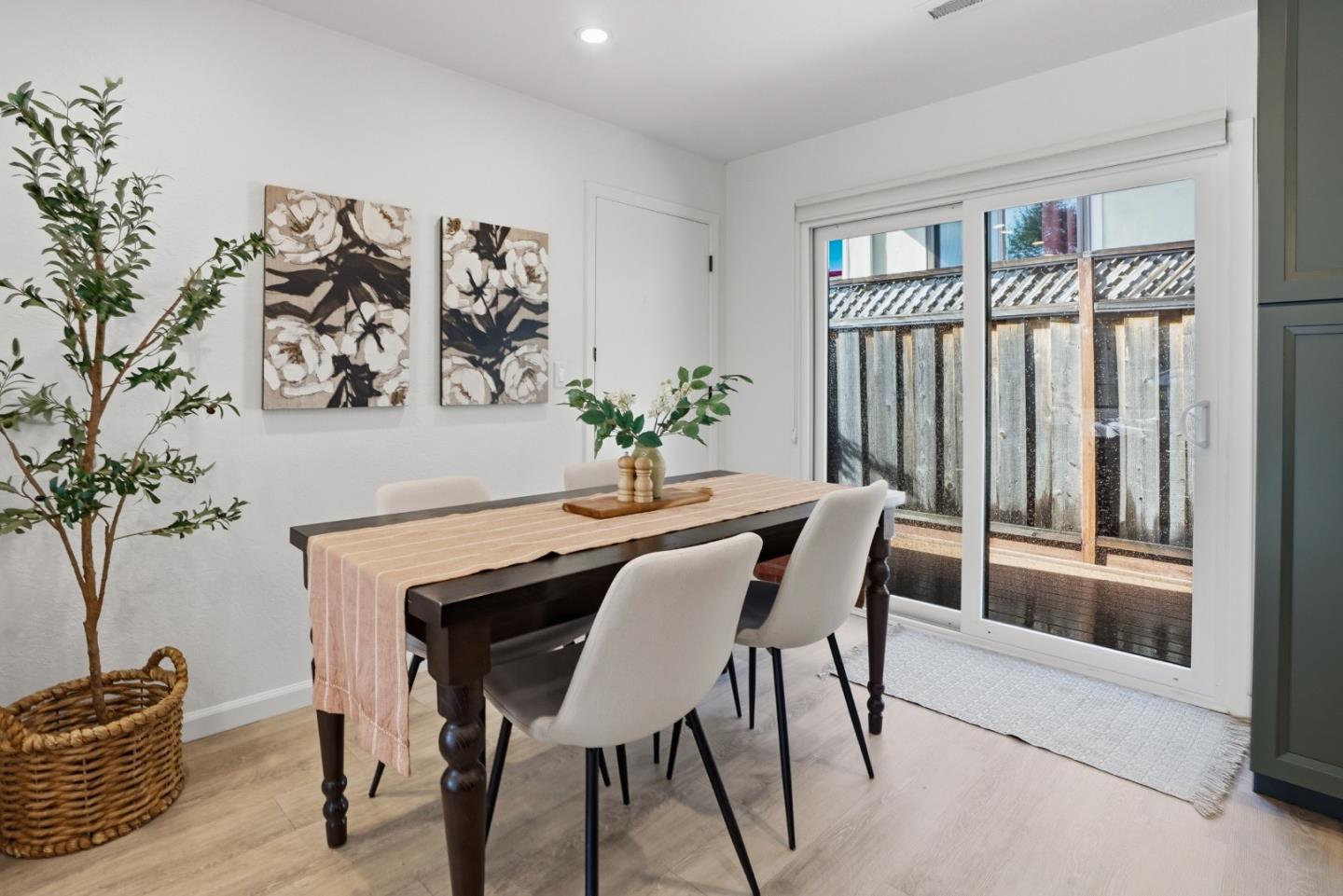 Detail Gallery Image 9 of 35 For 509 Alta Dr, Aptos,  CA 95003 - 3 Beds | 2 Baths