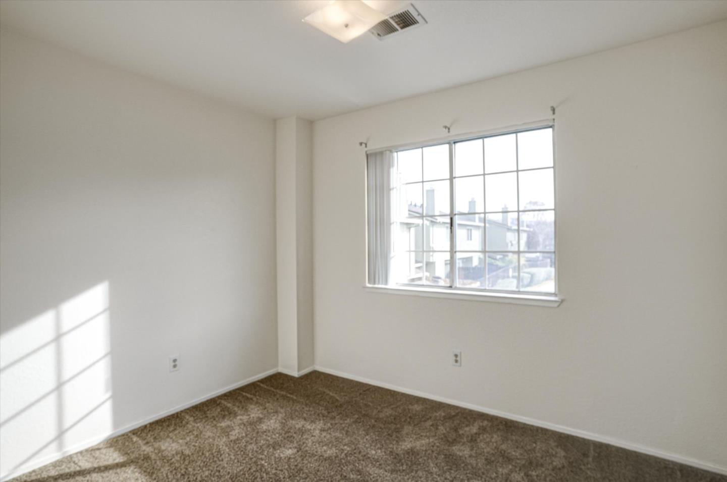 Detail Gallery Image 19 of 40 For 1419 Squire Ct, Hollister,  CA 95023 - 3 Beds | 2 Baths