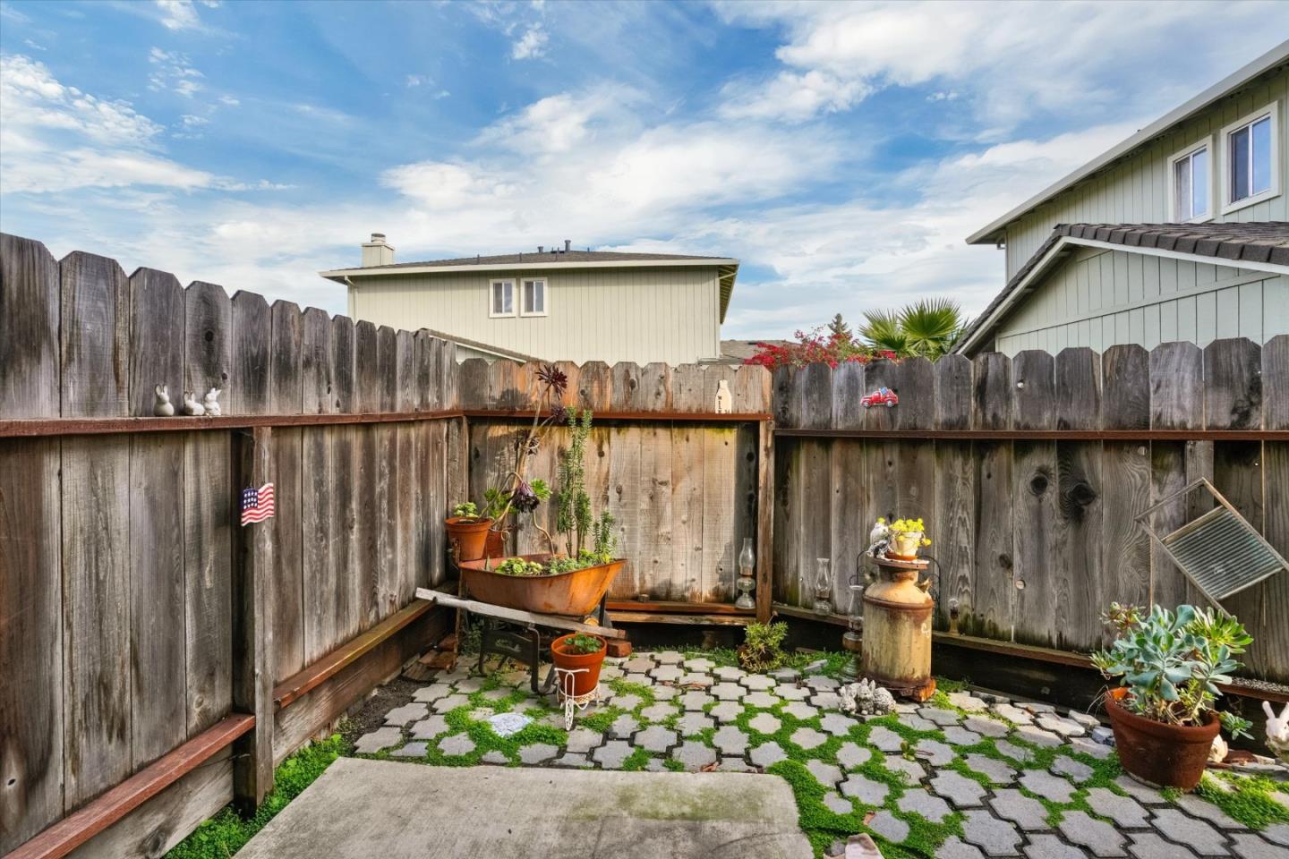 Detail Gallery Image 33 of 40 For 1419 Squire Ct, Hollister,  CA 95023 - 3 Beds | 2 Baths