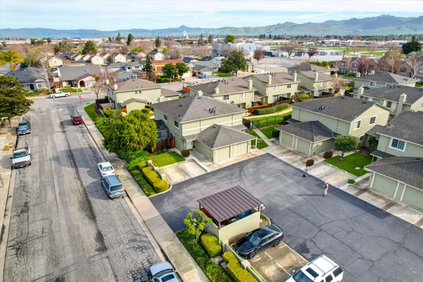 Detail Gallery Image 36 of 40 For 1419 Squire Ct, Hollister,  CA 95023 - 3 Beds | 2 Baths