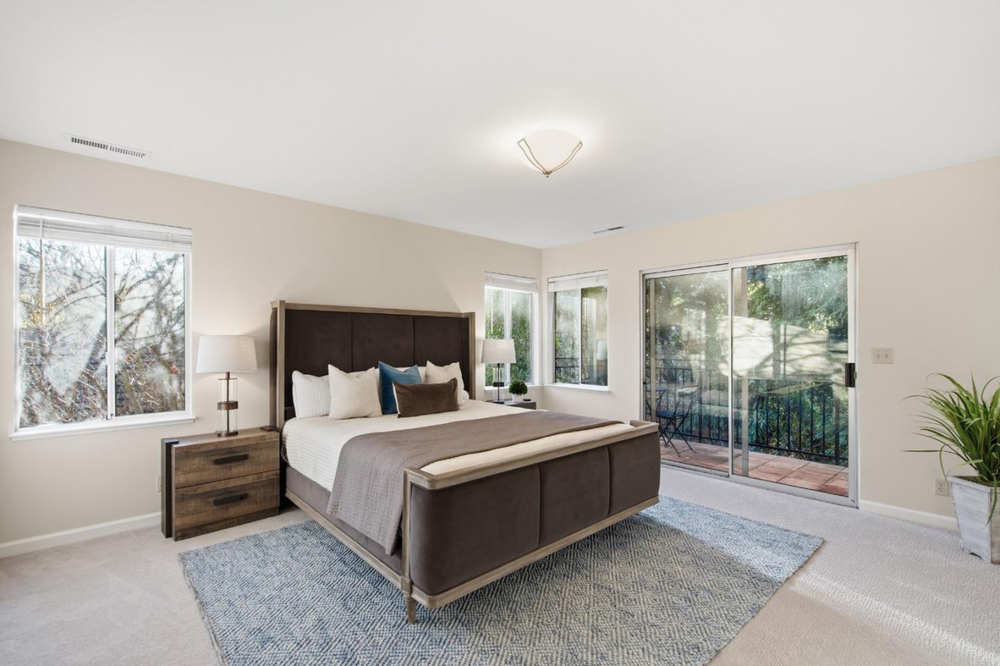 Detail Gallery Image 34 of 50 For 2308 Howard Ave, San Carlos,  CA 94070 - 4 Beds | 3 Baths