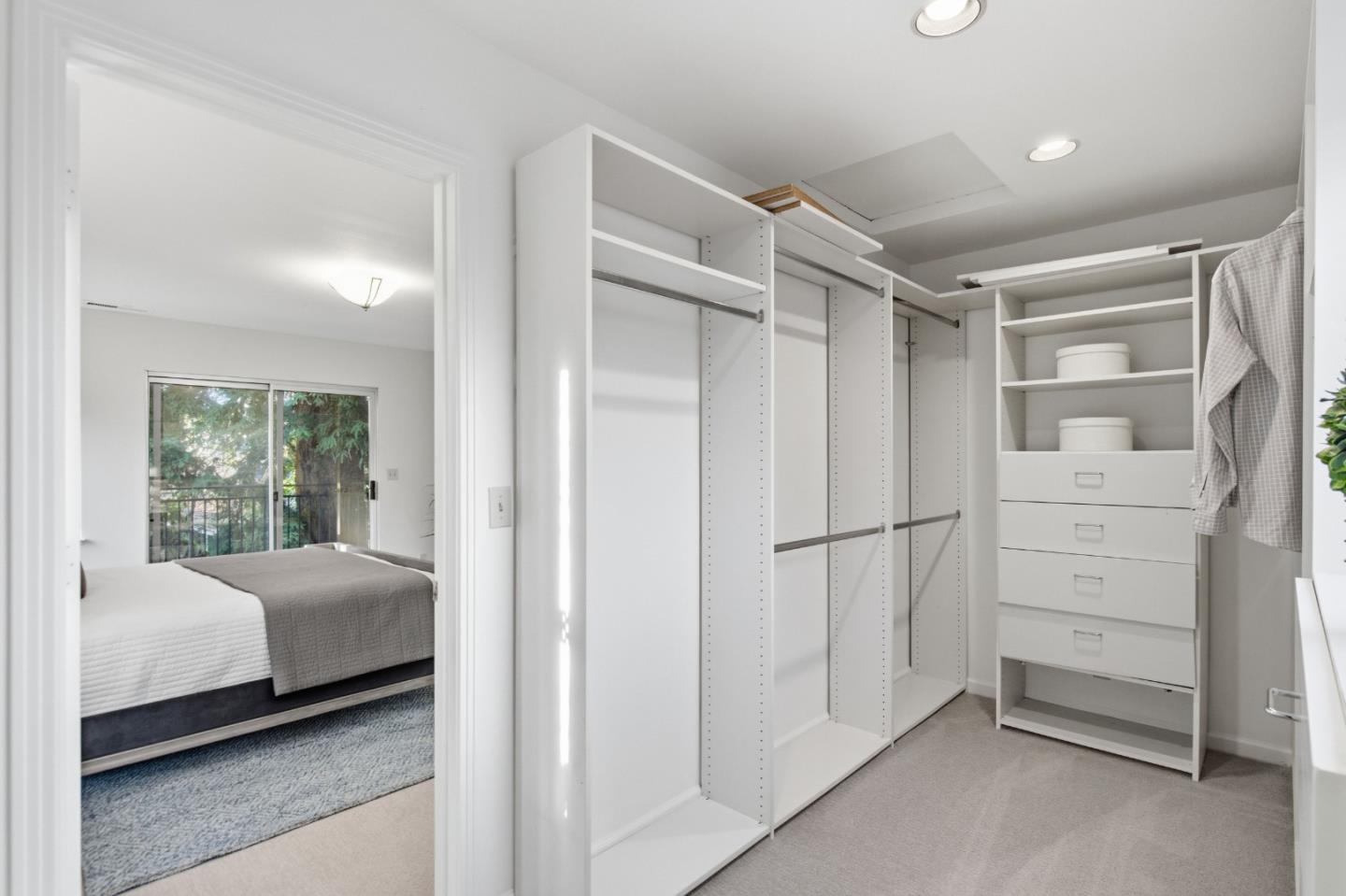 Detail Gallery Image 38 of 50 For 2308 Howard Ave, San Carlos,  CA 94070 - 4 Beds | 3 Baths