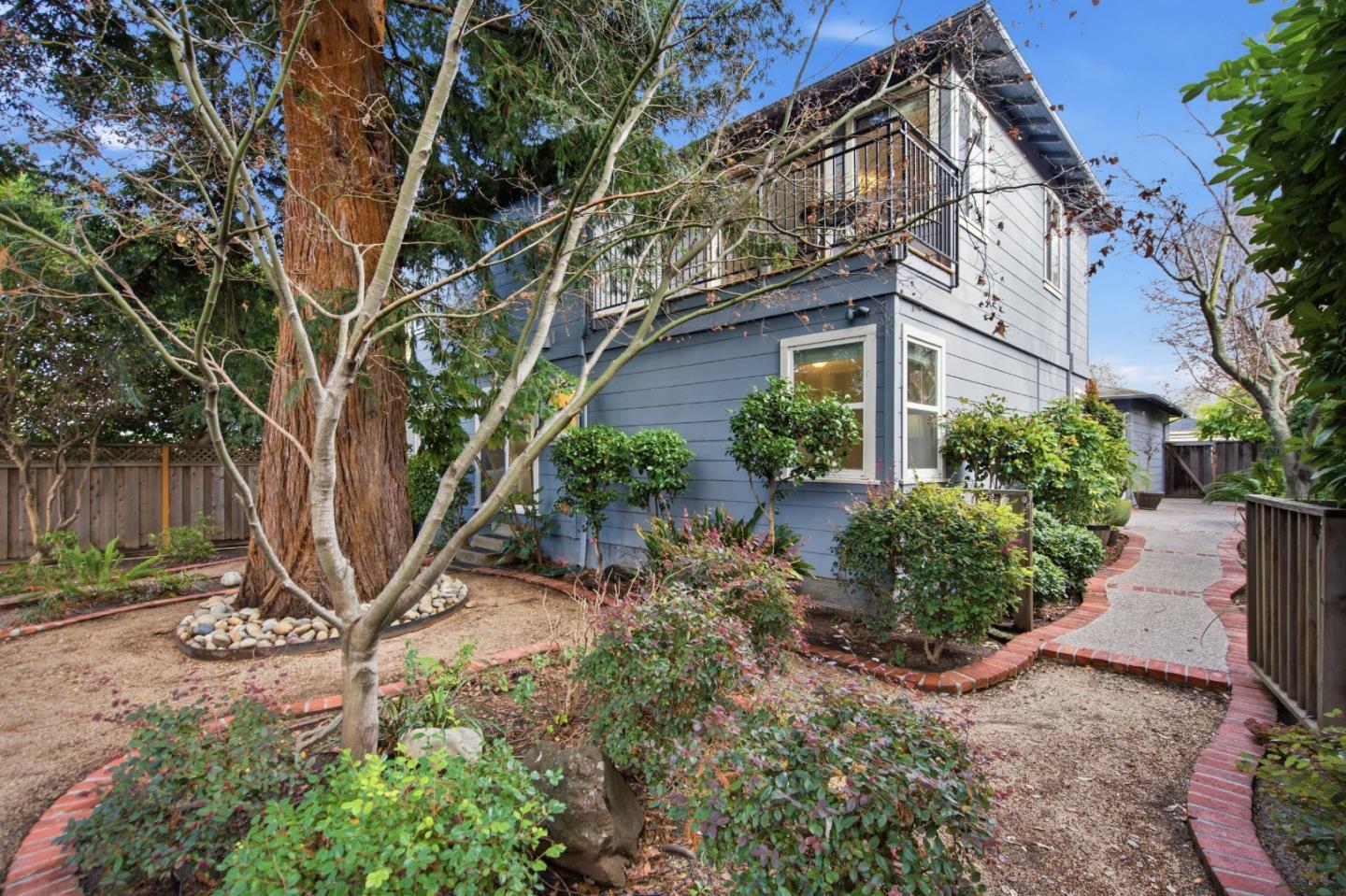 Detail Gallery Image 45 of 50 For 2308 Howard Ave, San Carlos,  CA 94070 - 4 Beds | 3 Baths