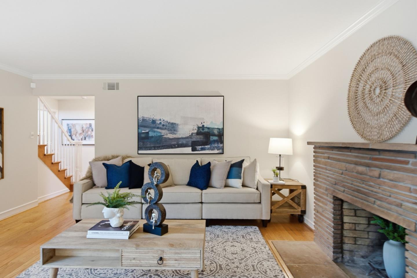 Detail Gallery Image 8 of 50 For 2308 Howard Ave, San Carlos,  CA 94070 - 4 Beds | 3 Baths