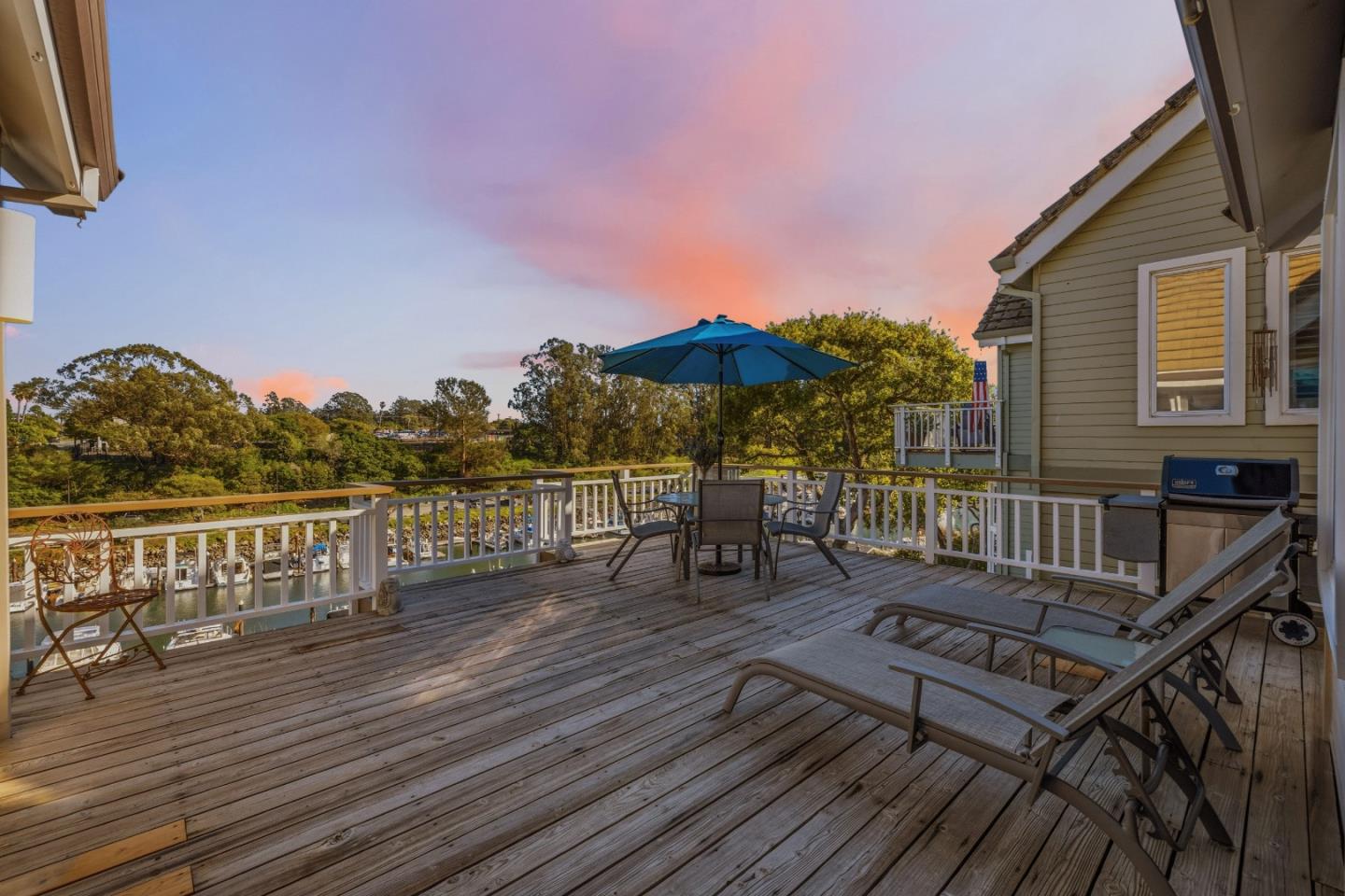 Detail Gallery Image 44 of 68 For 126 Frederick St #20,  Santa Cruz,  CA 95062 - 3 Beds | 2/1 Baths