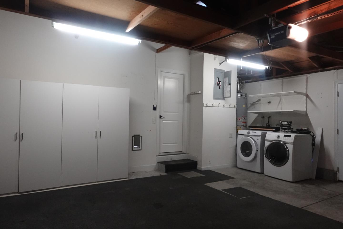 Detail Gallery Image 10 of 14 For 3195 Edenbank Dr, San Jose,  CA 95148 - 3 Beds | 2 Baths