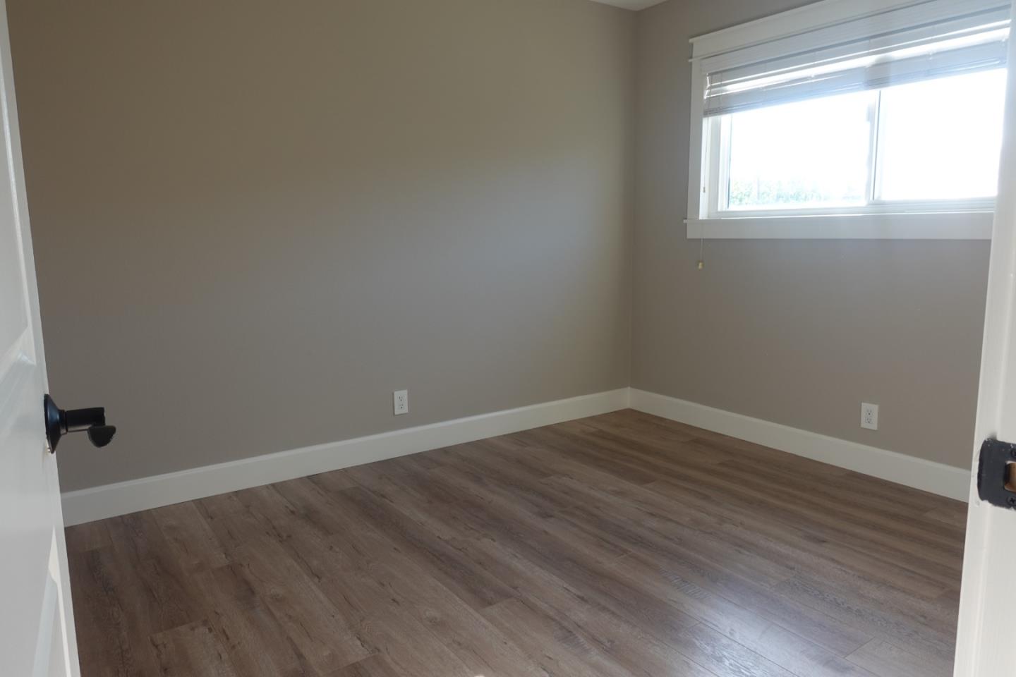 Detail Gallery Image 6 of 14 For 3195 Edenbank Dr, San Jose,  CA 95148 - 3 Beds | 2 Baths