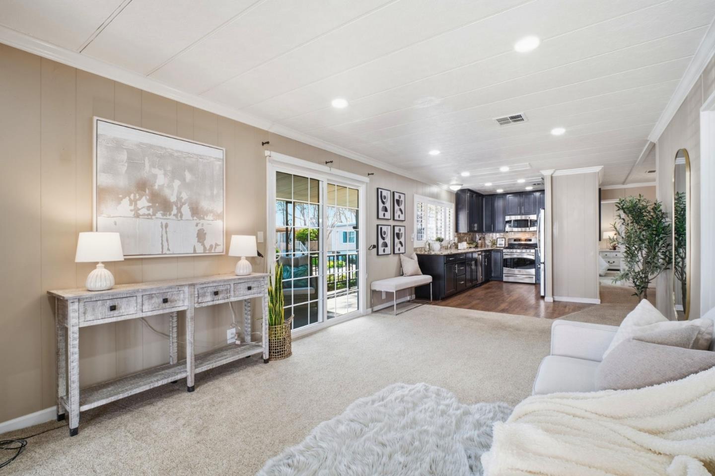 Detail Gallery Image 14 of 46 For 286 Santa Susana #286,  San Leandro,  CA 94579 - 2 Beds | 2 Baths