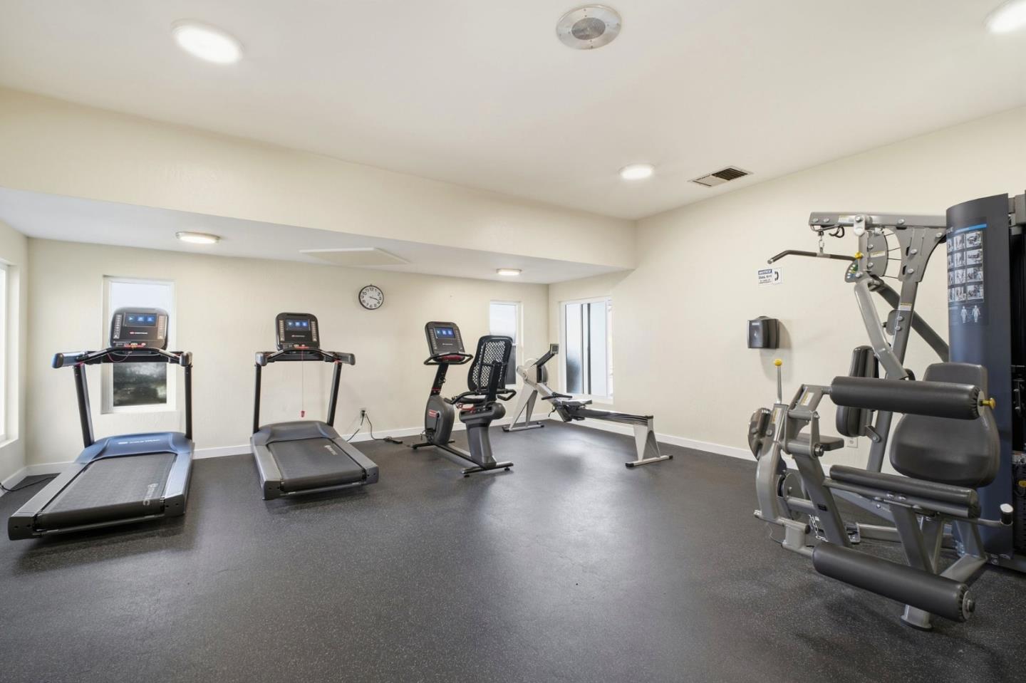 Detail Gallery Image 38 of 46 For 286 Santa Susana #286,  San Leandro,  CA 94579 - 2 Beds | 2 Baths