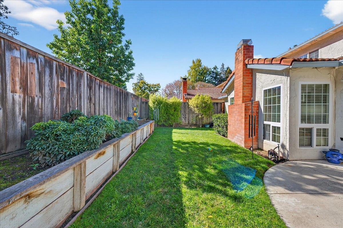 Detail Gallery Image 33 of 41 For 1270 Willowhaven Dr, San Jose,  CA 95126 - 3 Beds | 2 Baths