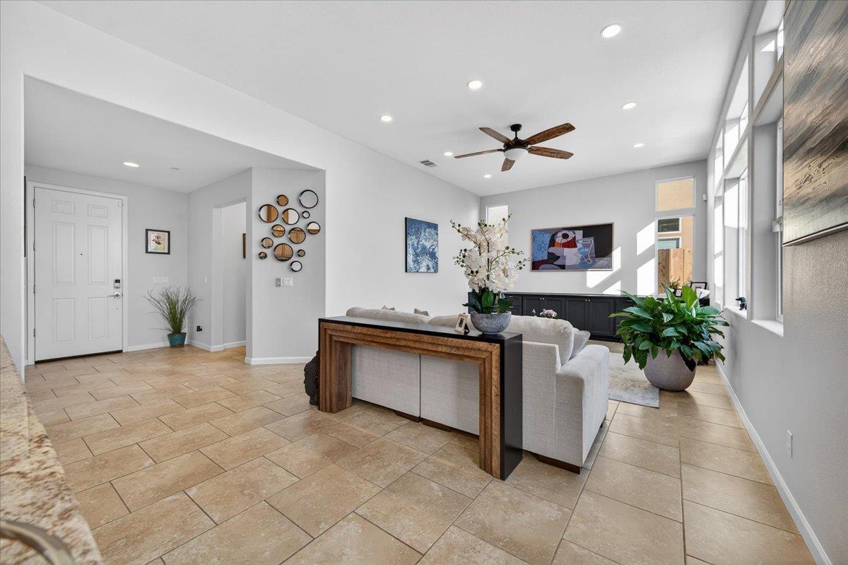 Detail Gallery Image 22 of 74 For 6625 W Vine Ct, Visalia,  CA 93291 - 3 Beds | 2 Baths