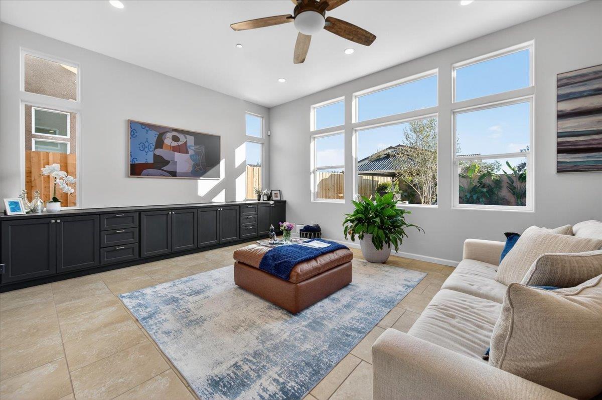 Detail Gallery Image 23 of 74 For 6625 W Vine Ct, Visalia,  CA 93291 - 3 Beds | 2 Baths