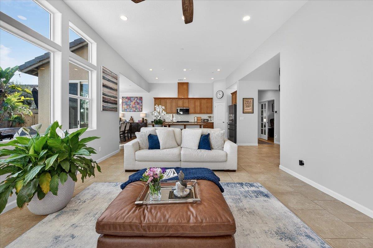 Detail Gallery Image 26 of 74 For 6625 W Vine Ct, Visalia,  CA 93291 - 3 Beds | 2 Baths