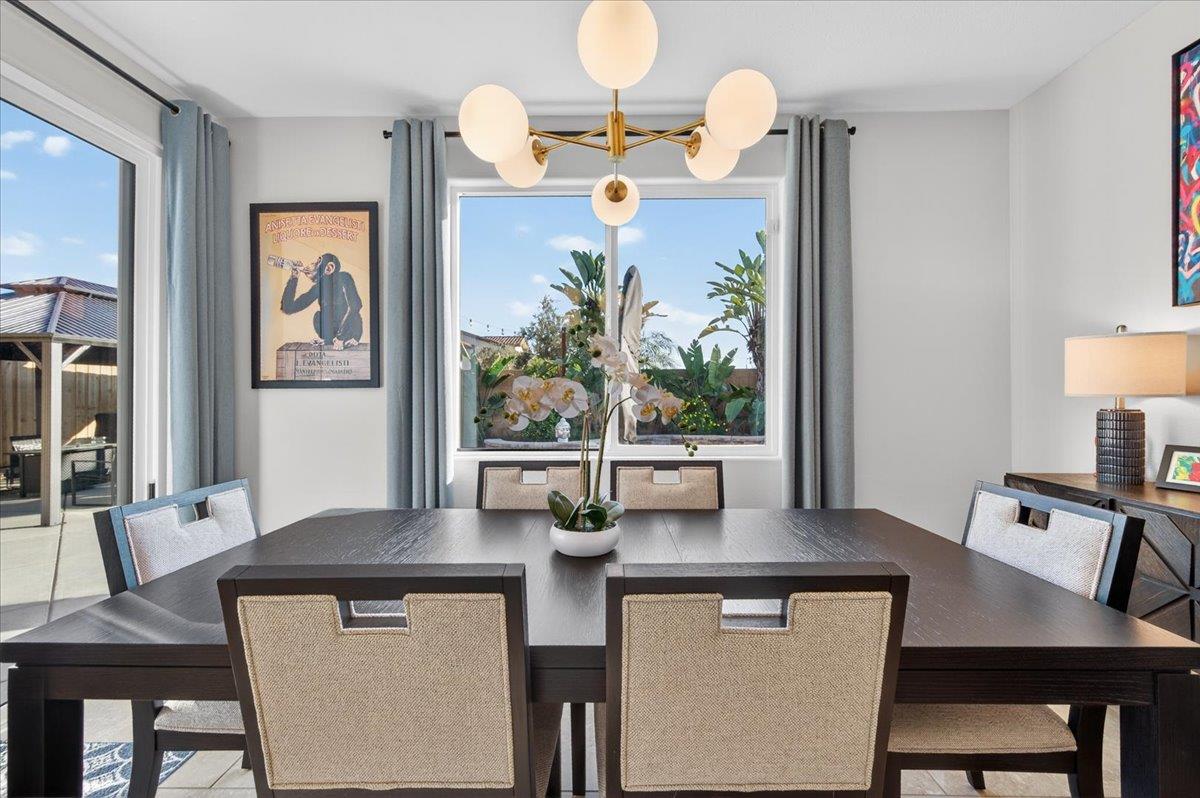 Detail Gallery Image 35 of 74 For 6625 W Vine Ct, Visalia,  CA 93291 - 3 Beds | 2 Baths