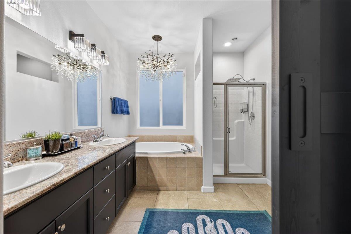 Detail Gallery Image 44 of 74 For 6625 W Vine Ct, Visalia,  CA 93291 - 3 Beds | 2 Baths