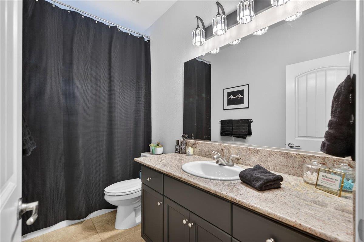 Detail Gallery Image 54 of 74 For 6625 W Vine Ct, Visalia,  CA 93291 - 3 Beds | 2 Baths