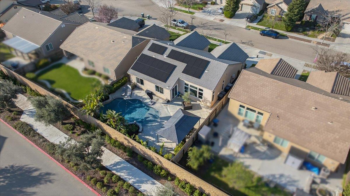 Detail Gallery Image 9 of 74 For 6625 W Vine Ct, Visalia,  CA 93291 - 3 Beds | 2 Baths