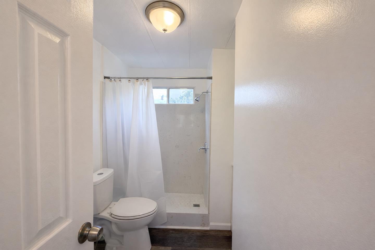 Detail Gallery Image 9 of 11 For 900 Golden Wheel Park Dr #33,  San Jose,  CA 95112 - 2 Beds | 1 Baths