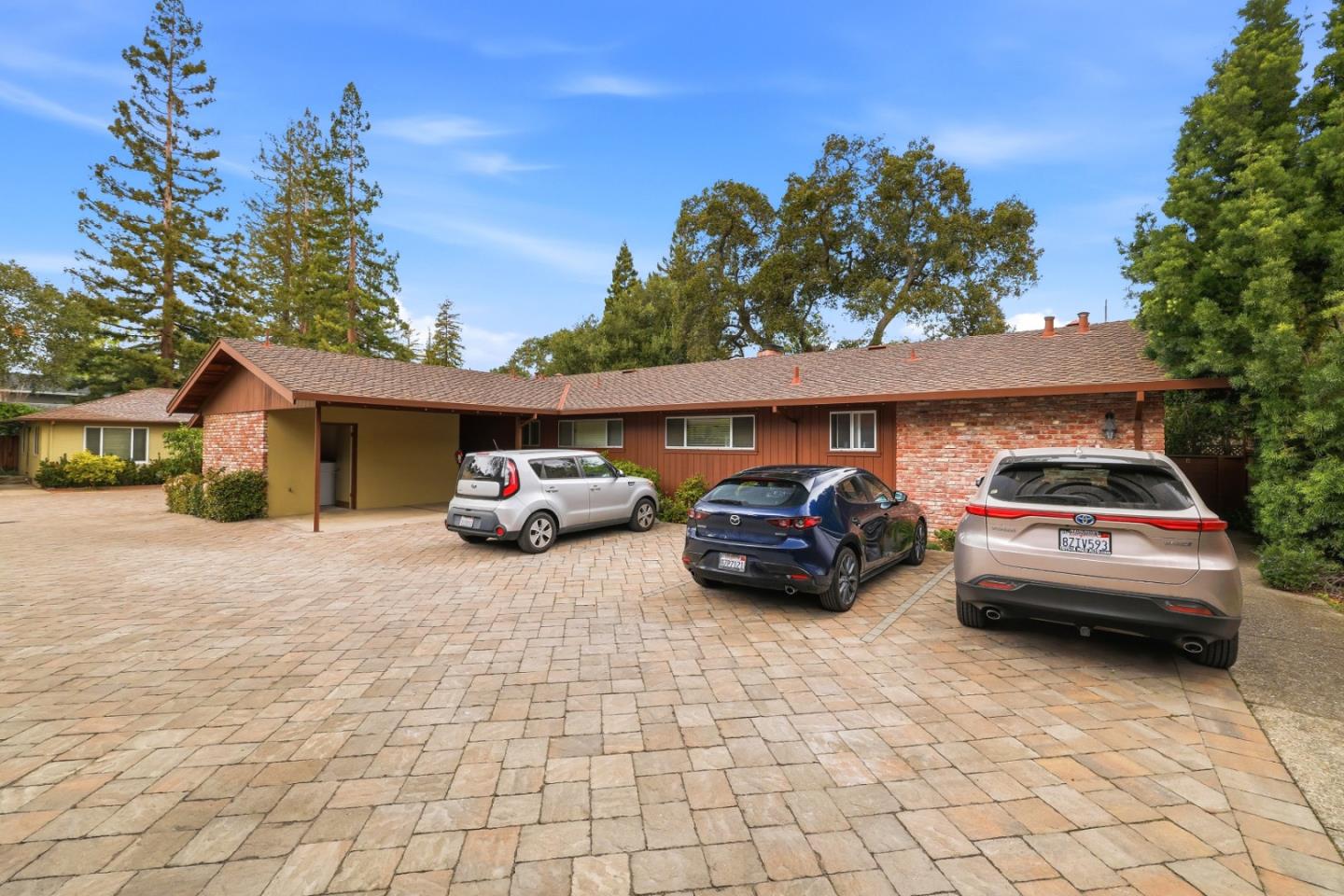 Detail Gallery Image 14 of 37 For 1280 &1300 Mills St, Menlo Park,  CA 94025 - – Beds | – Baths