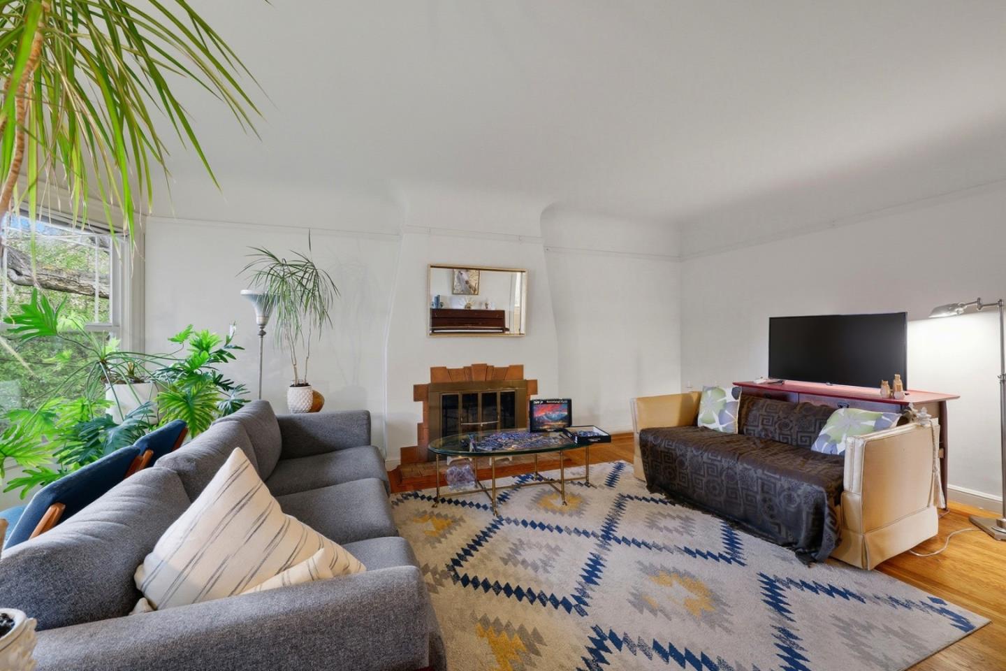 Detail Gallery Image 20 of 37 For 1280 &1300 Mills St, Menlo Park,  CA 94025 - – Beds | – Baths