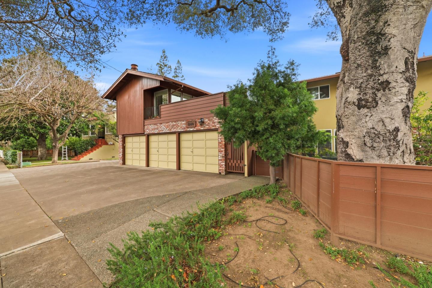 Detail Gallery Image 4 of 37 For 1280 &1300 Mills St, Menlo Park,  CA 94025 - – Beds | – Baths