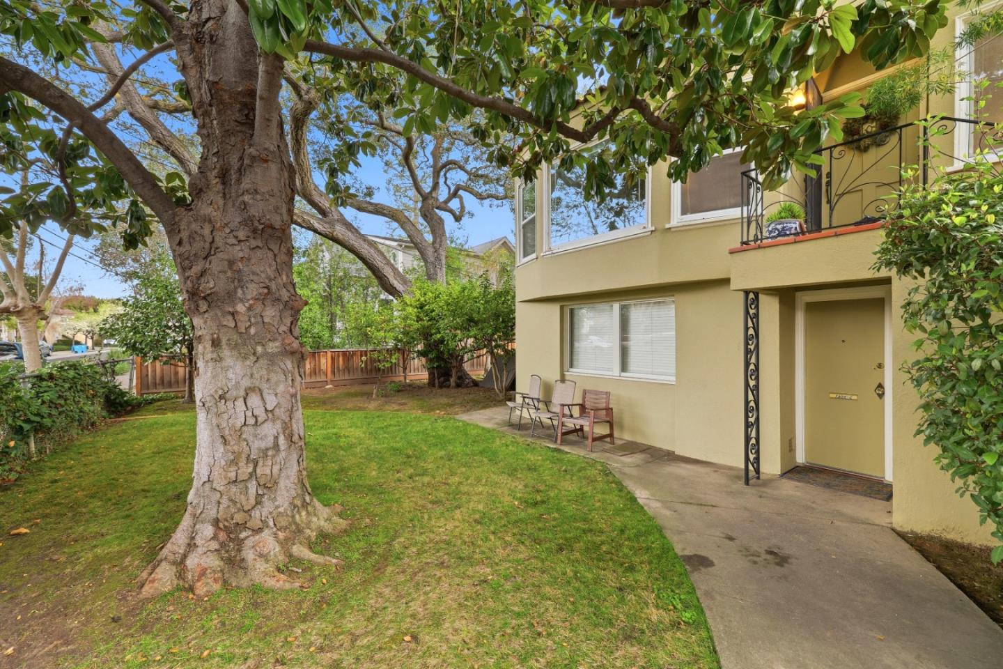 Detail Gallery Image 9 of 37 For 1280 &1300 Mills St, Menlo Park,  CA 94025 - – Beds | – Baths