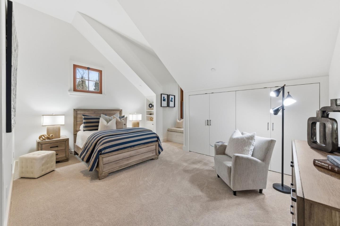 Detail Gallery Image 30 of 47 For 222 Albion Ave, Woodside,  CA 94062 - 5 Beds | 5/1 Baths