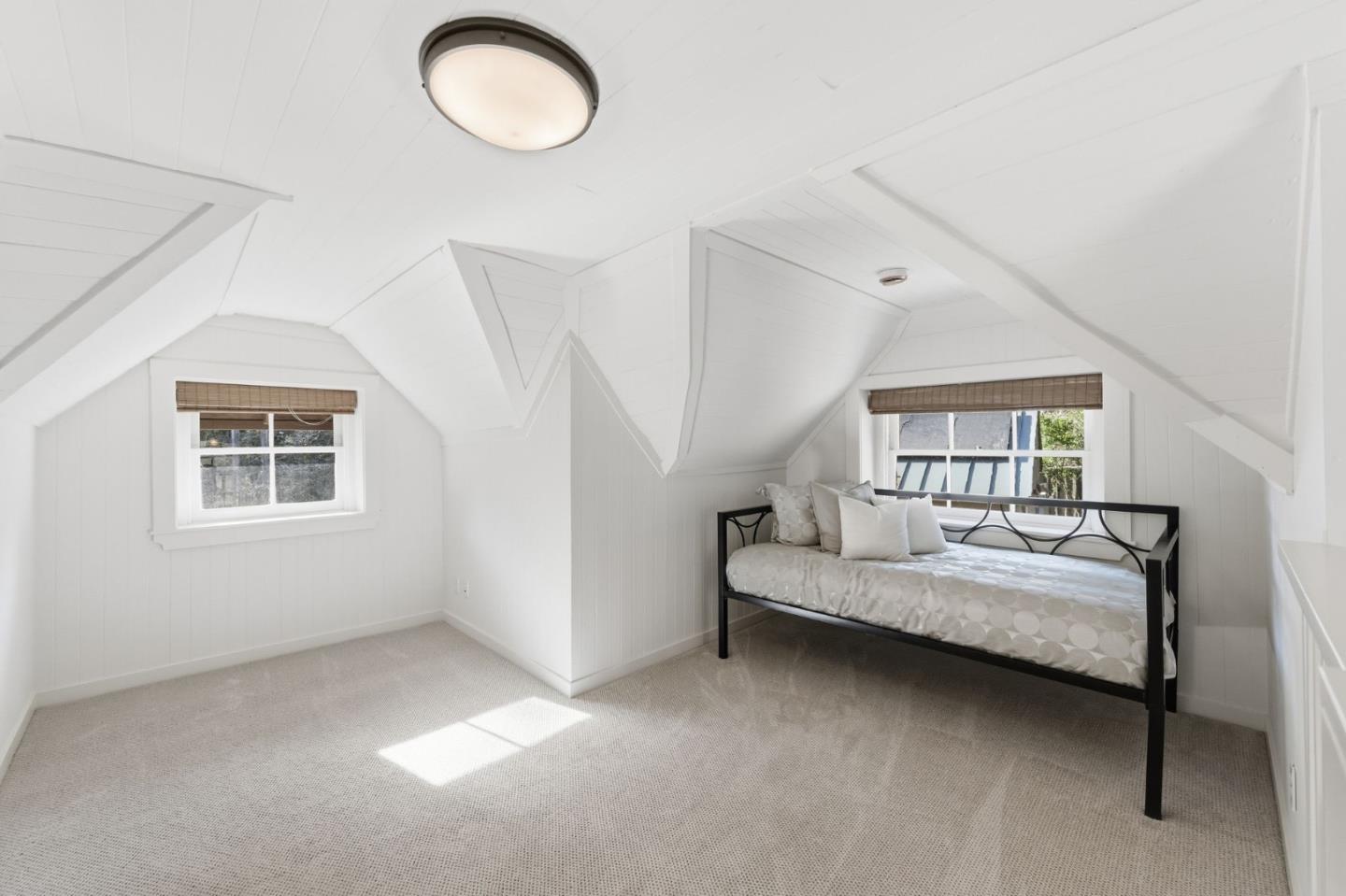 Detail Gallery Image 38 of 47 For 222 Albion Ave, Woodside,  CA 94062 - 5 Beds | 5/1 Baths