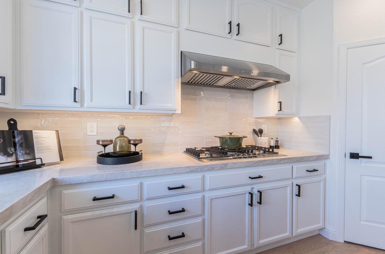 Detail Gallery Image 17 of 59 For 2983 Calle De Las Estrella, San Jose,  CA 95148 - 4 Beds | 3 Baths