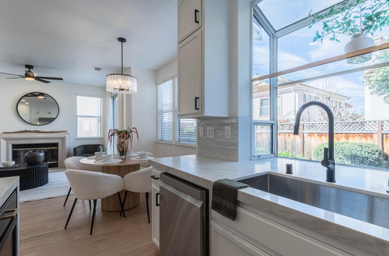 Detail Gallery Image 21 of 59 For 2983 Calle De Las Estrella, San Jose,  CA 95148 - 4 Beds | 3 Baths