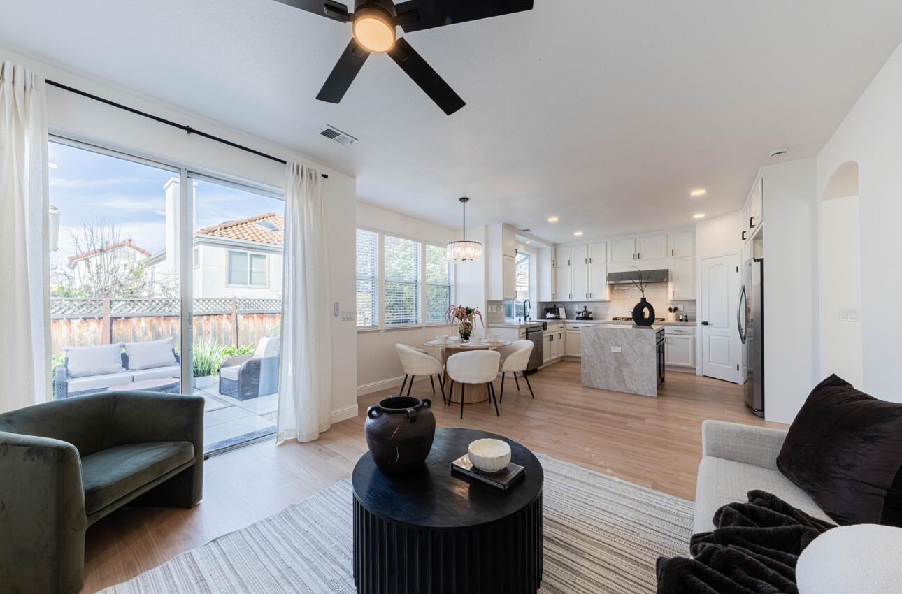 Detail Gallery Image 27 of 59 For 2983 Calle De Las Estrella, San Jose,  CA 95148 - 4 Beds | 3 Baths