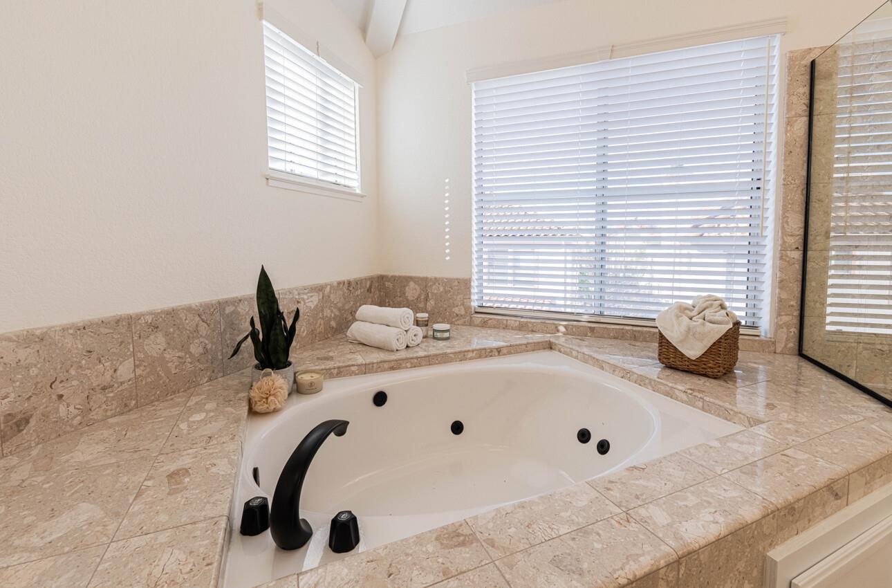 Detail Gallery Image 49 of 59 For 2983 Calle De Las Estrella, San Jose,  CA 95148 - 4 Beds | 3 Baths