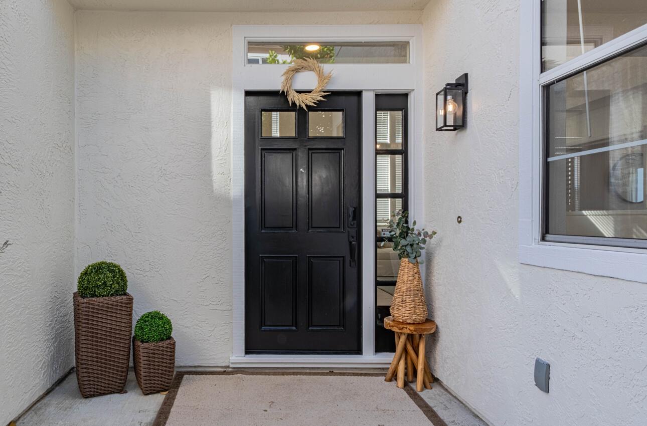 Detail Gallery Image 5 of 59 For 2983 Calle De Las Estrella, San Jose,  CA 95148 - 4 Beds | 3 Baths