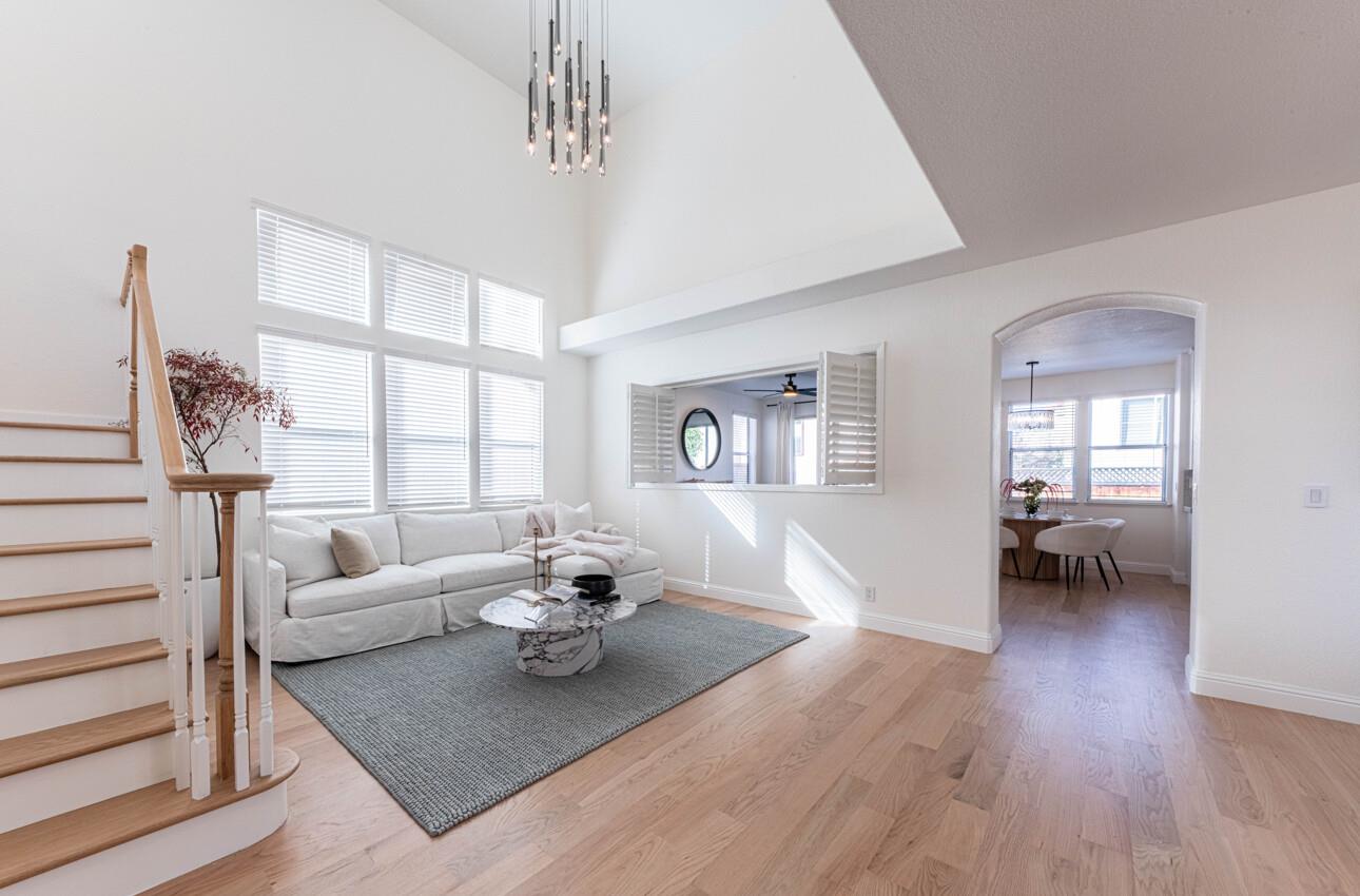 Detail Gallery Image 8 of 59 For 2983 Calle De Las Estrella, San Jose,  CA 95148 - 4 Beds | 3 Baths