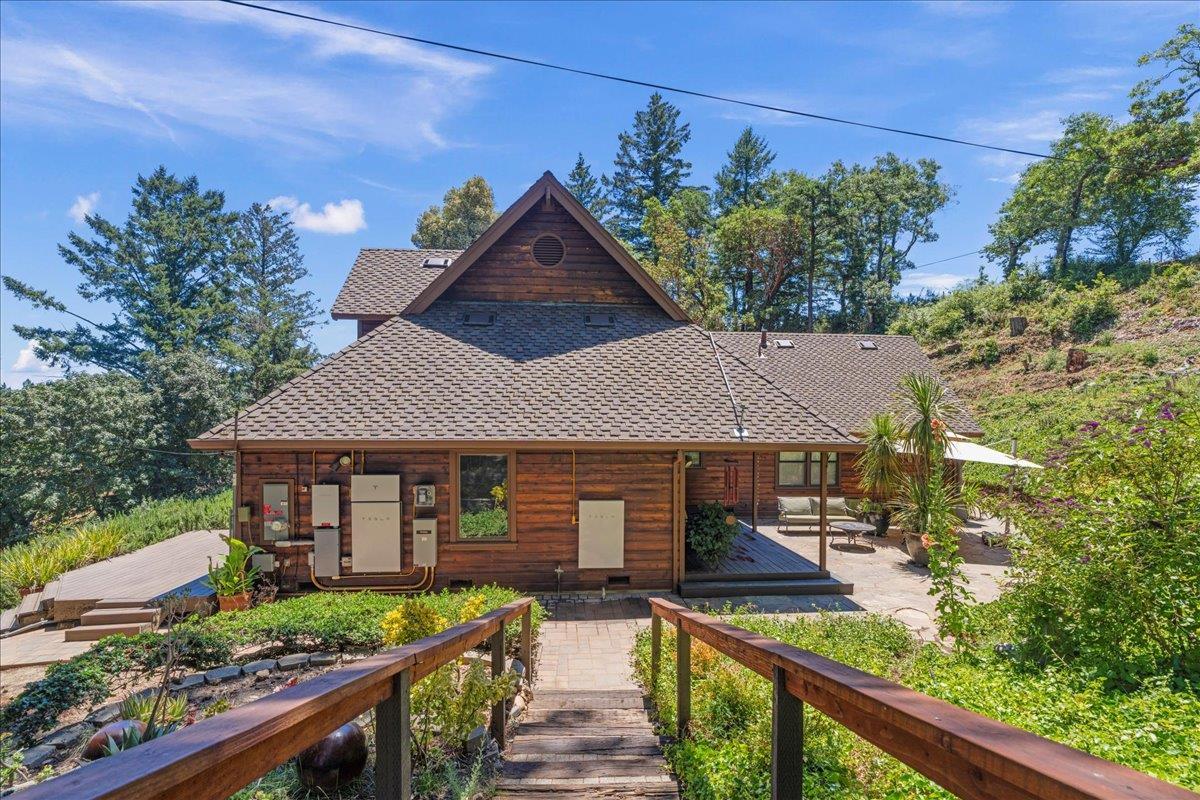 Detail Gallery Image 50 of 74 For 19960 Skyline Blvd, Los Gatos,  CA 95033 - 4 Beds | 3/1 Baths