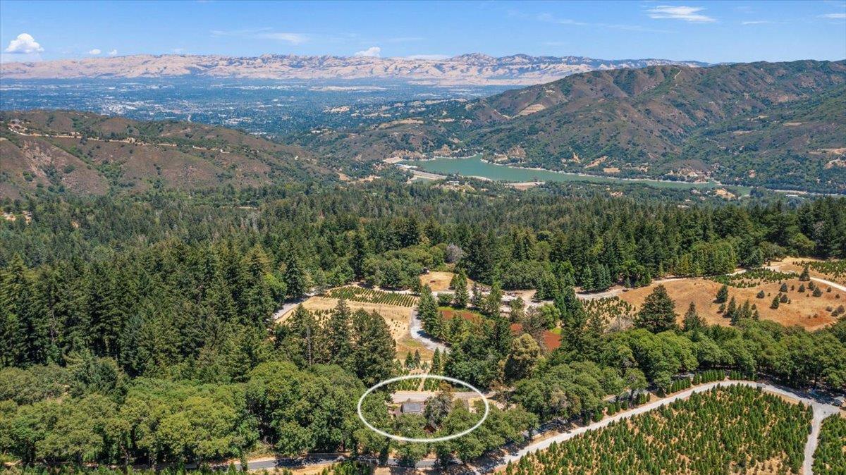 Detail Gallery Image 62 of 74 For 19960 Skyline Blvd, Los Gatos,  CA 95033 - 4 Beds | 3/1 Baths